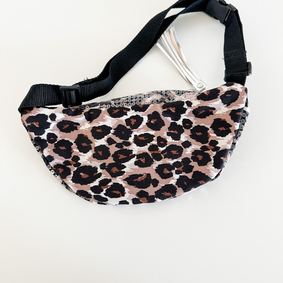 JUSTICE  Fanny Pack/ Belt Bag Cheetah Print and Sequins - Picture 4 of 4